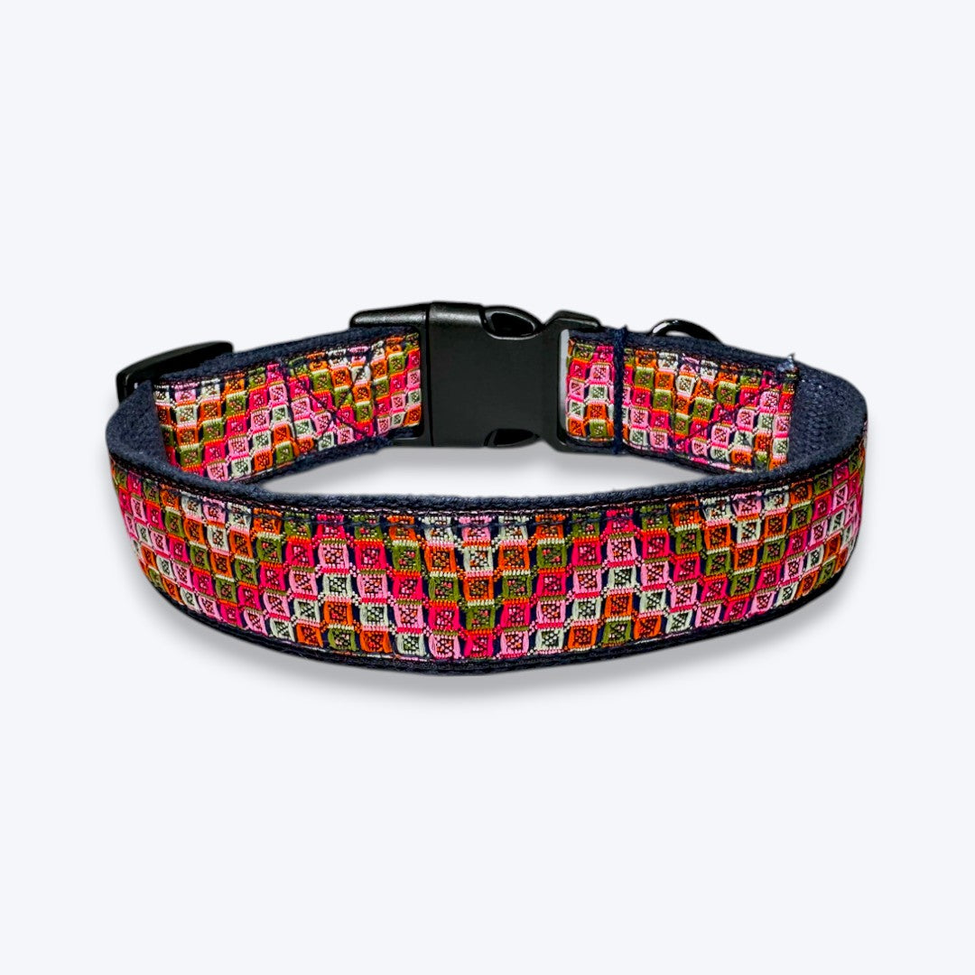 Checkmate Dog Collar