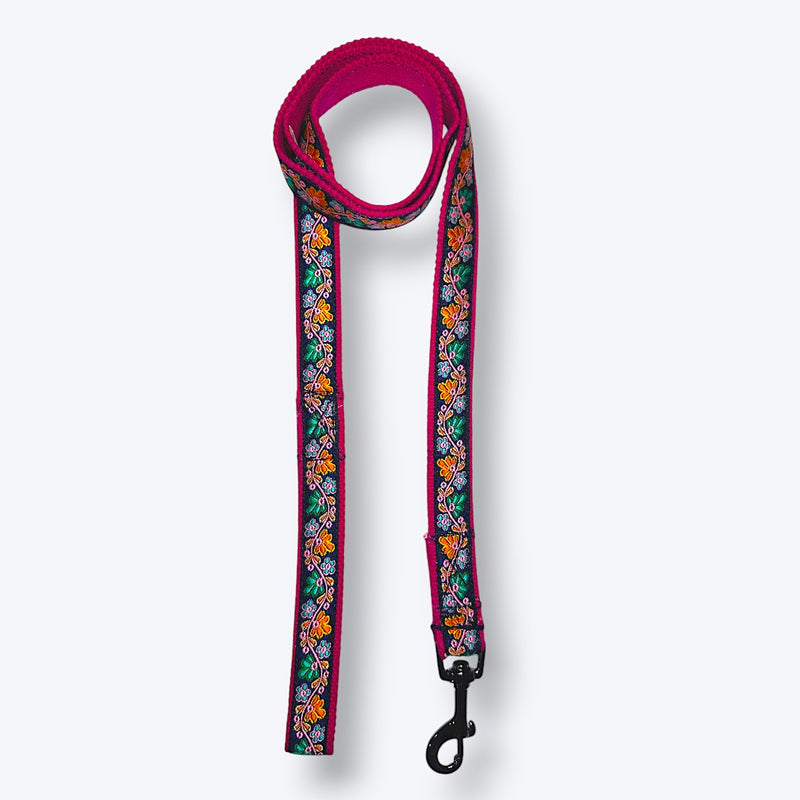 Electric Bloom Dog Collar & Leash